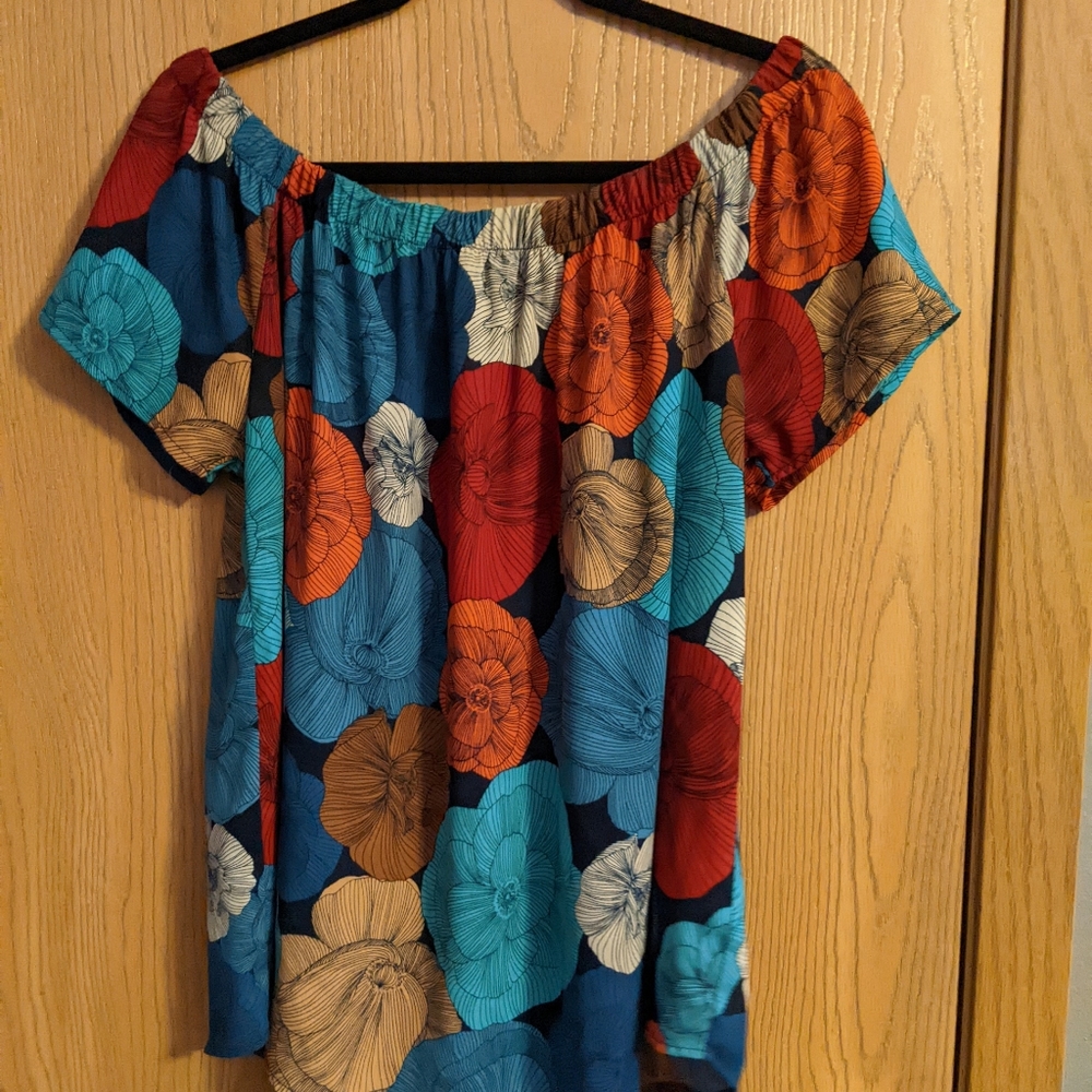 Floral off shoulder blouse